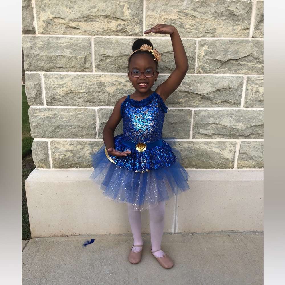 Dance Costume - Picture 2 of 2